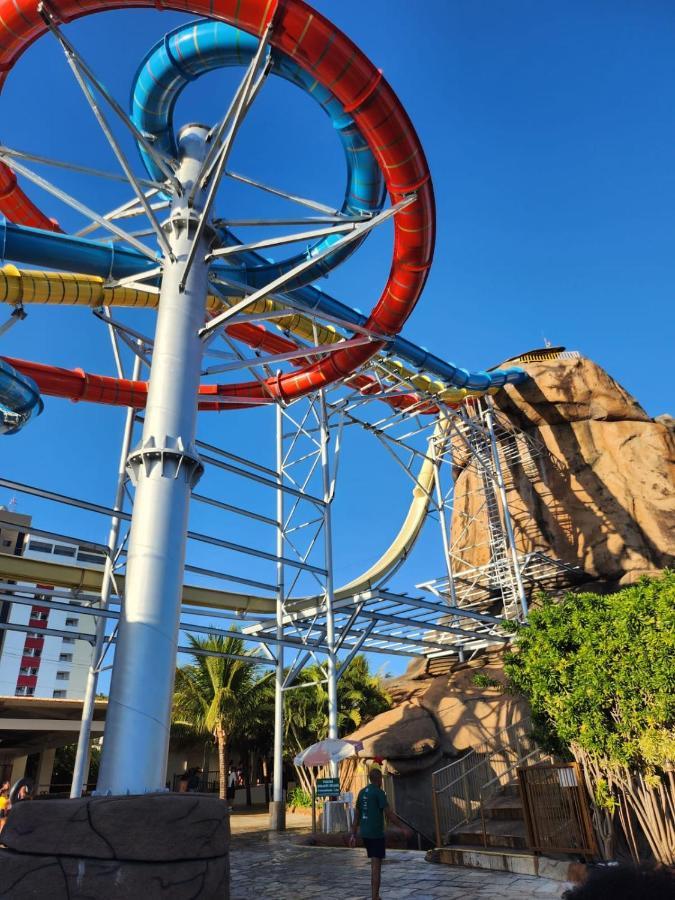 Spazzio Diroma Com Acesso Ao Acqua Park, Hotel